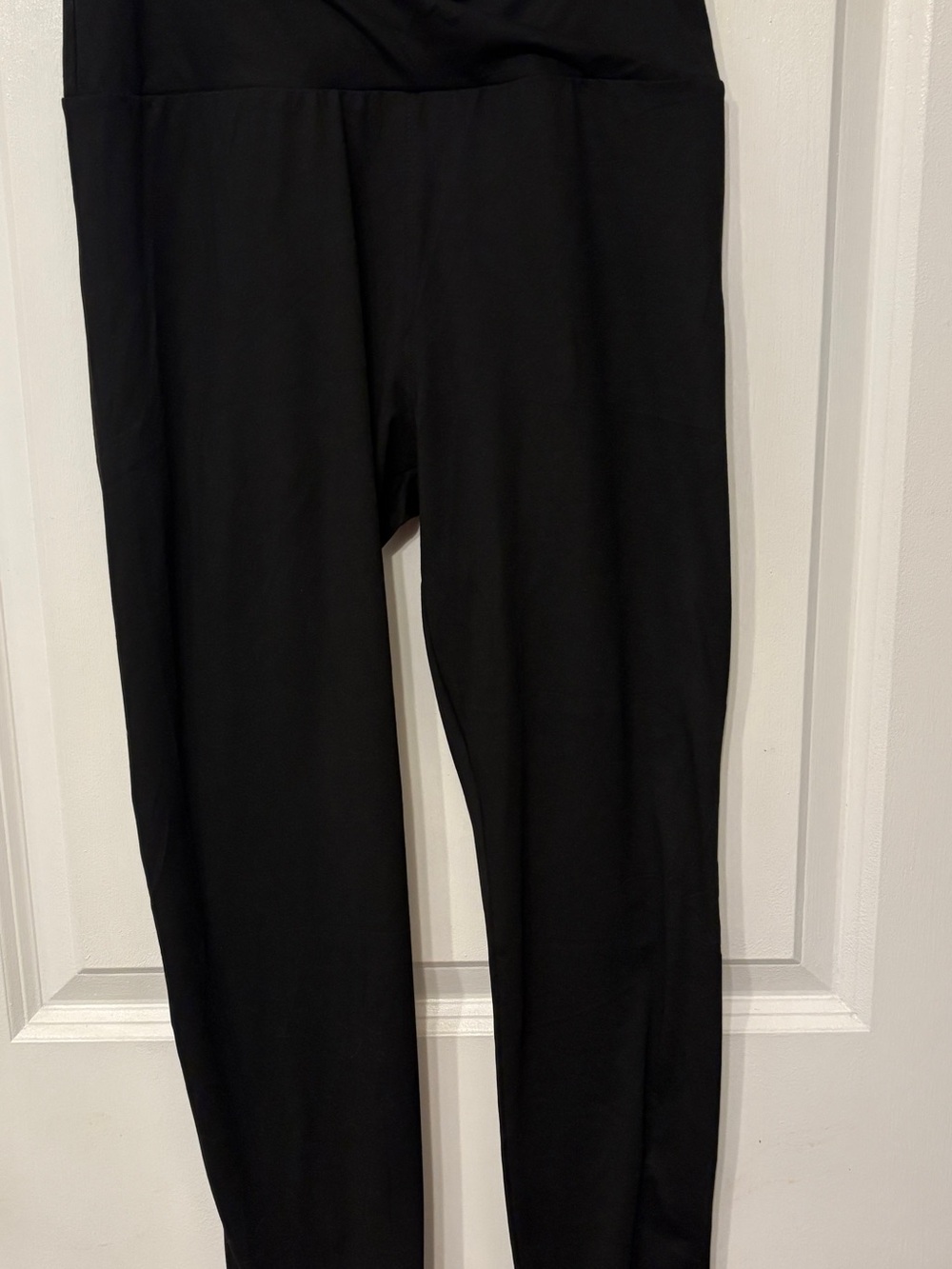 Black High-Waist Leggings